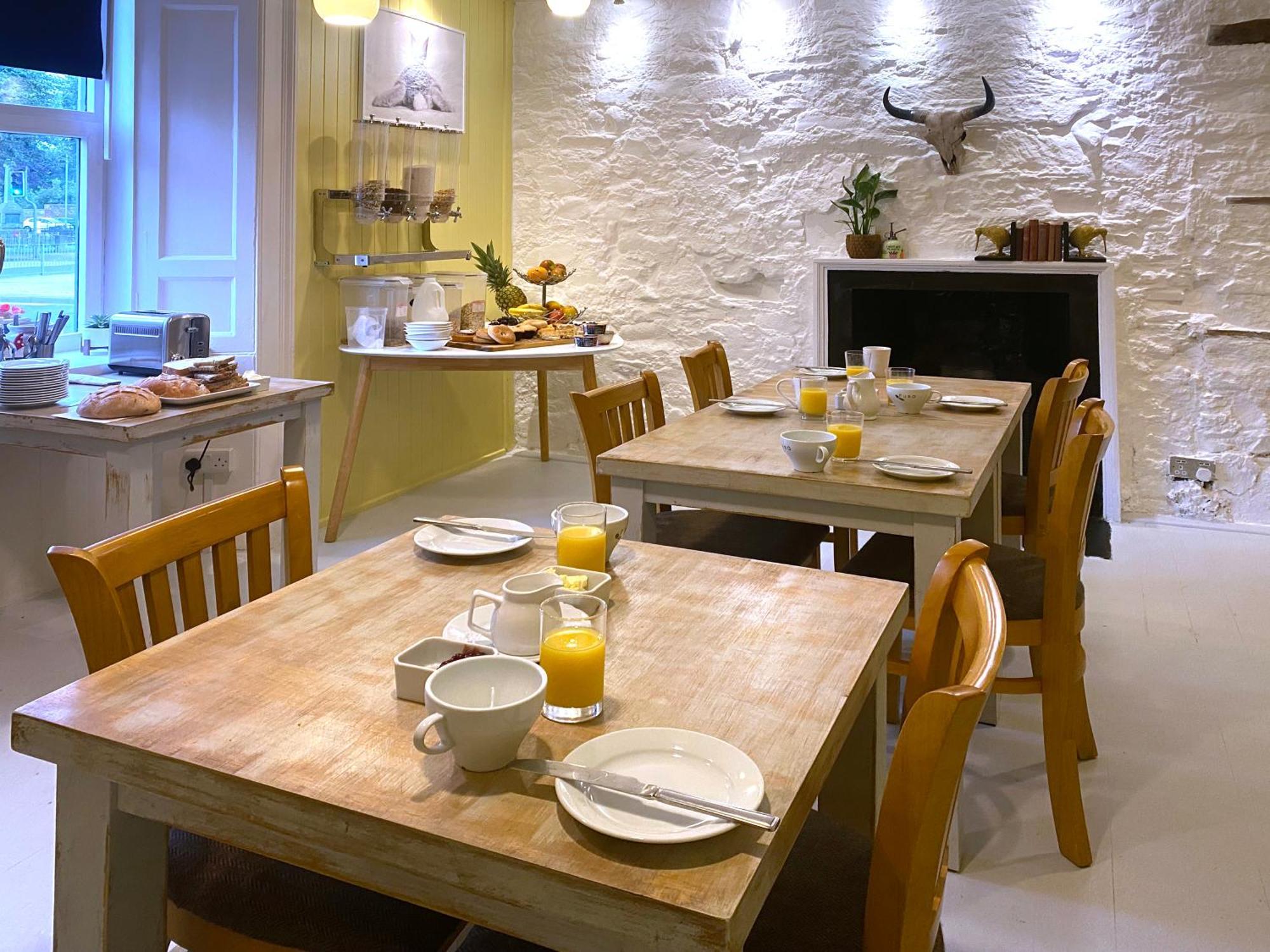 Red Lion, Coorie Inn Earlston Экстерьер фото