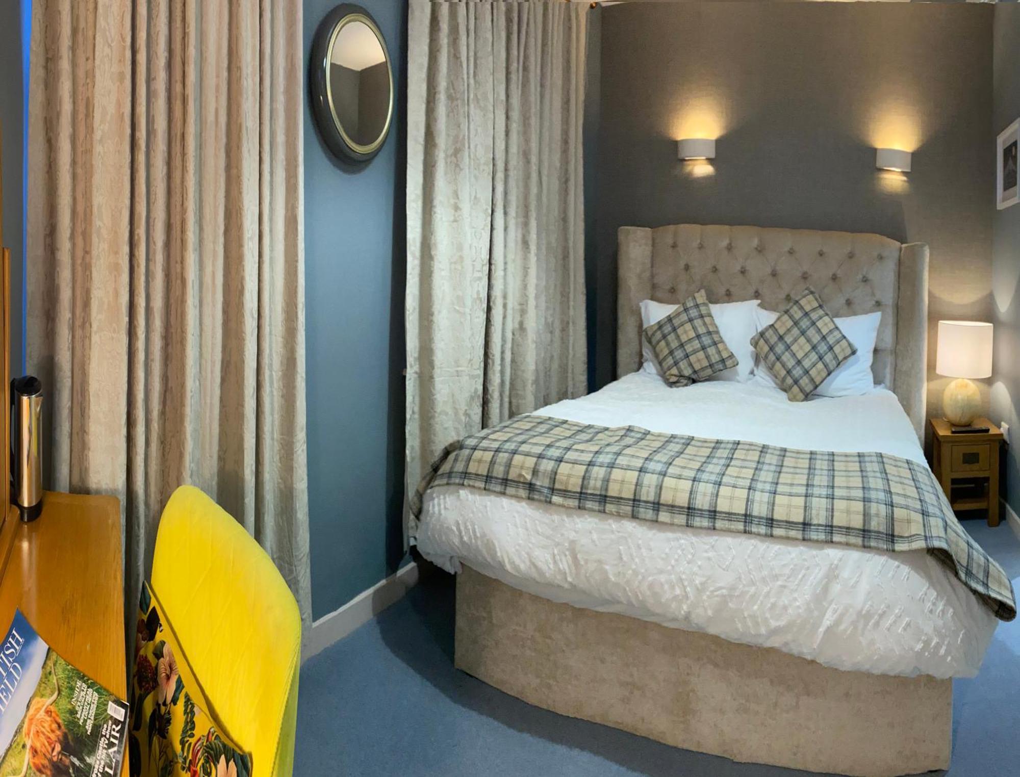 Red Lion, Coorie Inn Earlston Экстерьер фото
