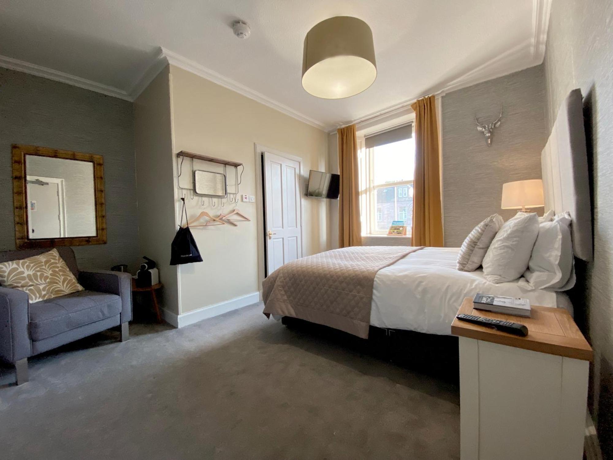 Red Lion, Coorie Inn Earlston Экстерьер фото